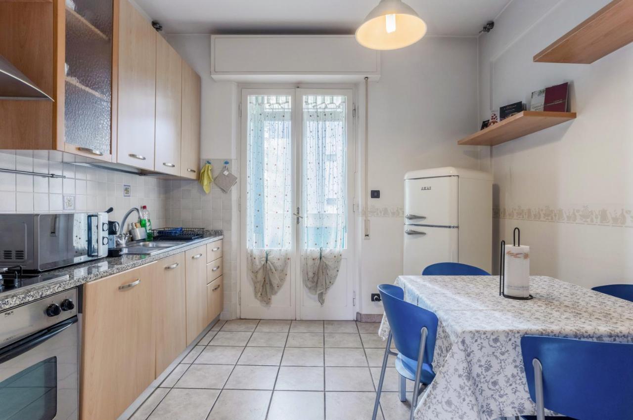 Lucca Roomy Apartment With Balcony And Parking! 외부 사진